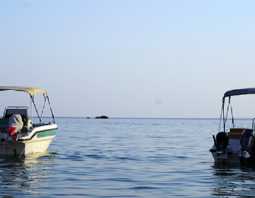 What to Expect on Your First Boat Tour in Parga